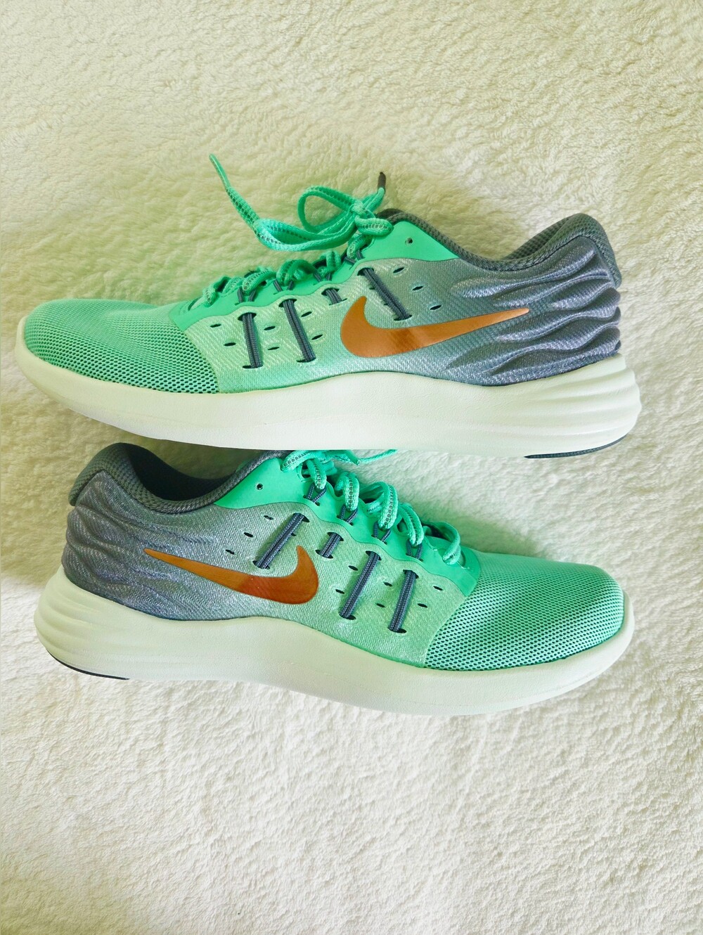 Nike ✨️ Women's Lunarstelos Shield Mint Green Running Shoes Size 7.5